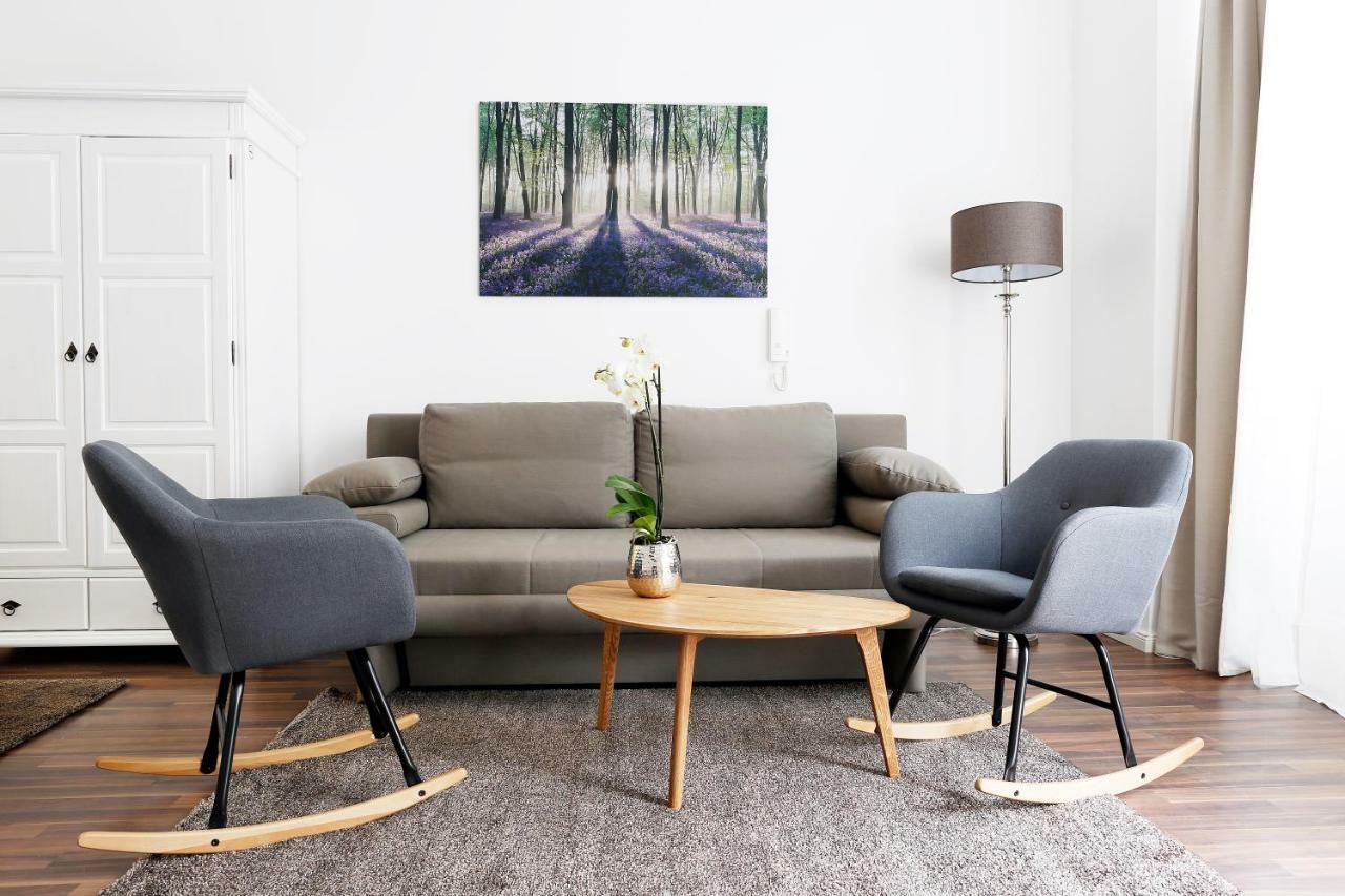 Droy By Rockchair Apartments L Superhost Status L 2 Bedroom Boxspringbeds Next To Center "Kurfuerstendamm" - Cozy Family & Business Flair Welcomes You! Berlin Extérieur photo